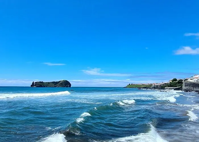 Farol Da Vila